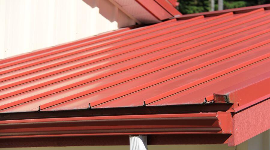 Professional gutter cleaning in Bevington, IA